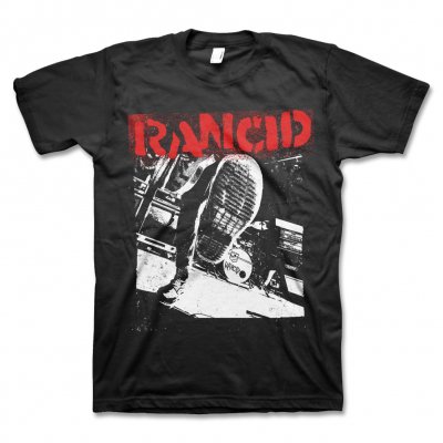 Boot | T-Shirt