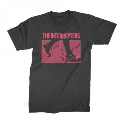 Boots | T-Shirt