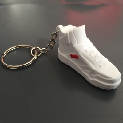 IMAGE | Hi-Top Shoe Key Chain