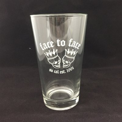 face-to-face - Skull Crown Pint Glass